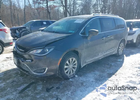 2018 Chrysler Pacifica Touring L из США, поврежденный, VIN 2C4RC1BG5JR290564